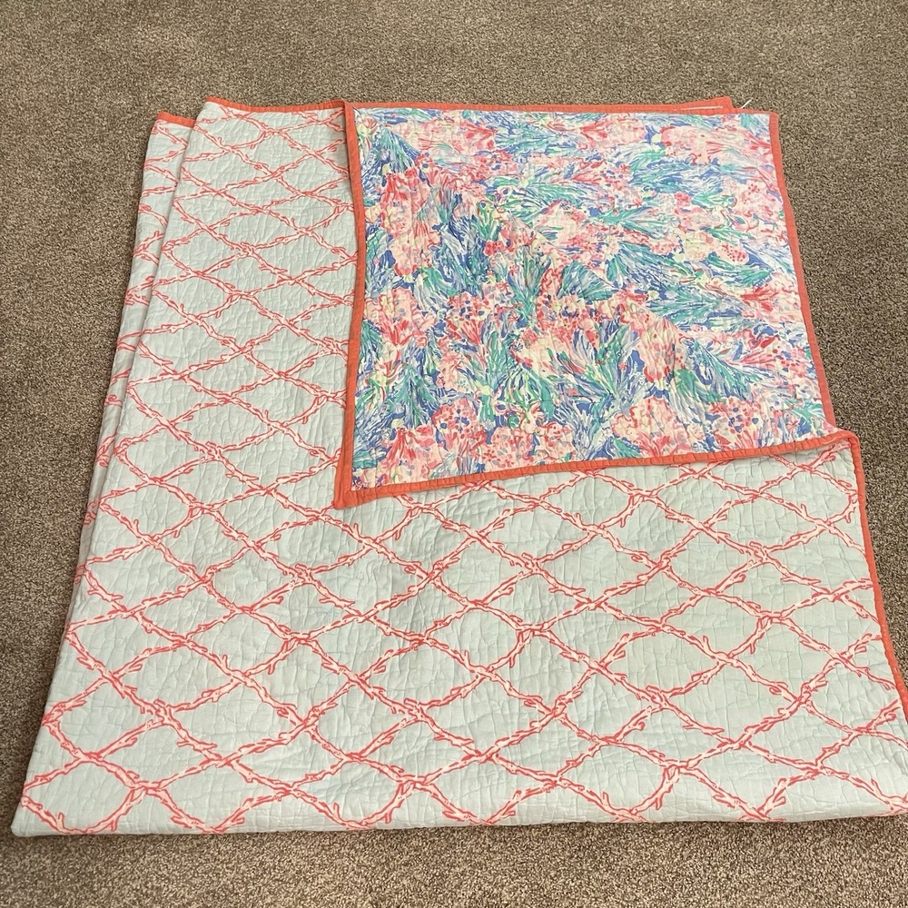 POTTERY BARN Lilly Pulitzer FAN SEA PANTS Full/ Queen Quilt Comforter 108x92 - Picture 6 of 16